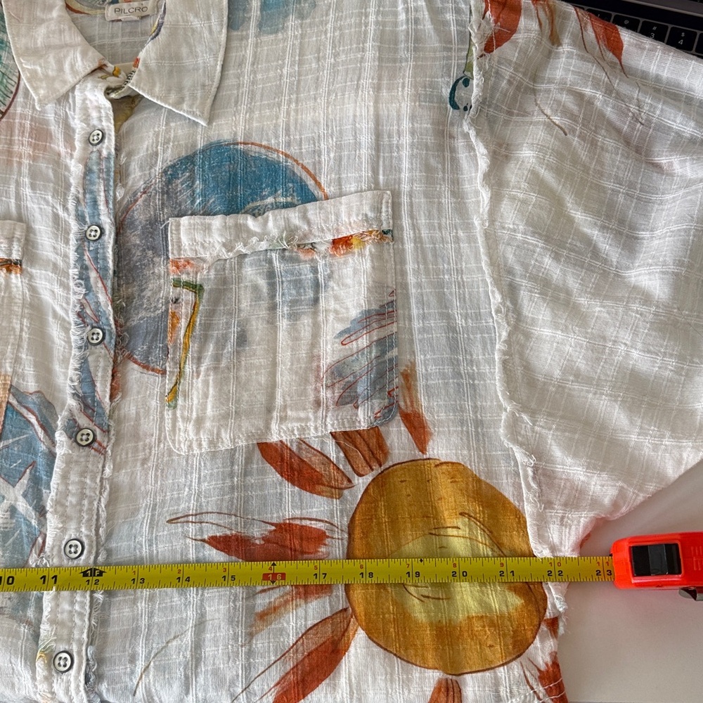Anthropologie Pilcro Batwing Button Front Top Tropical Print Breezy Gauzy Shirt - Picture 9 of 9